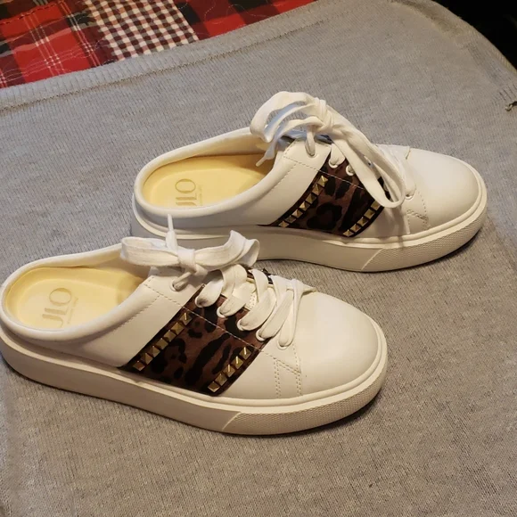 Jlo shoes size 7.5 used once - Picture 1 of 8